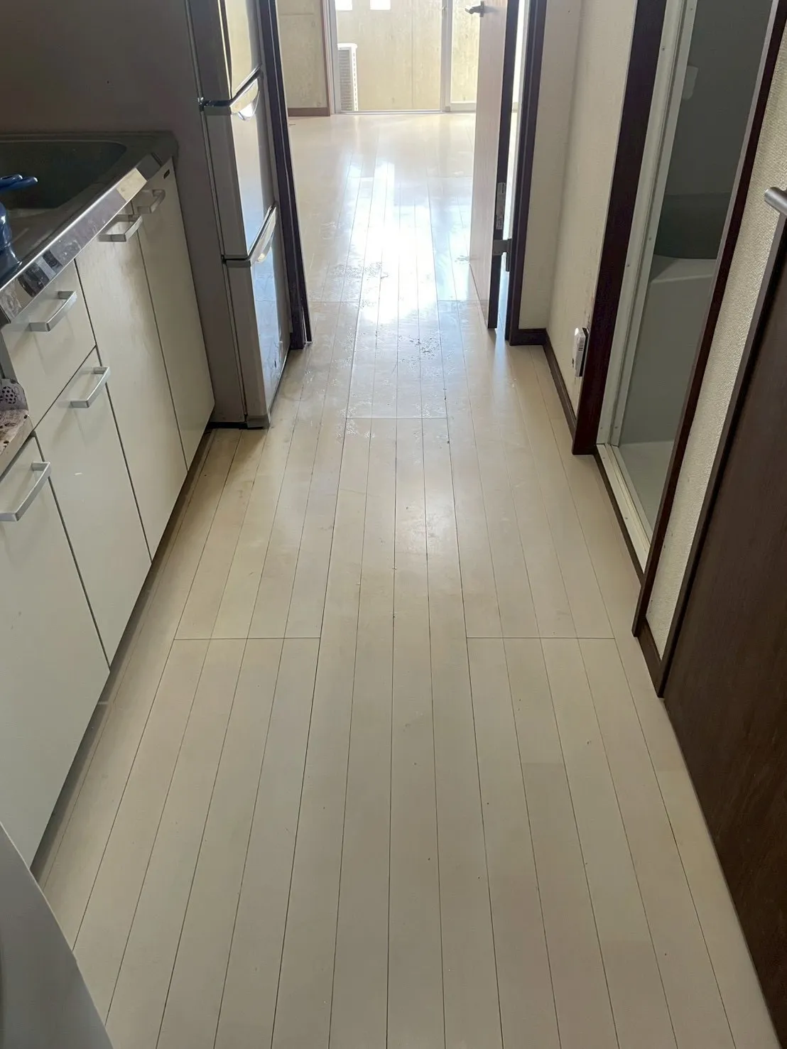 ゴミ屋敷ゴミ撤去、清掃一式ゴミ軽トラック4台分