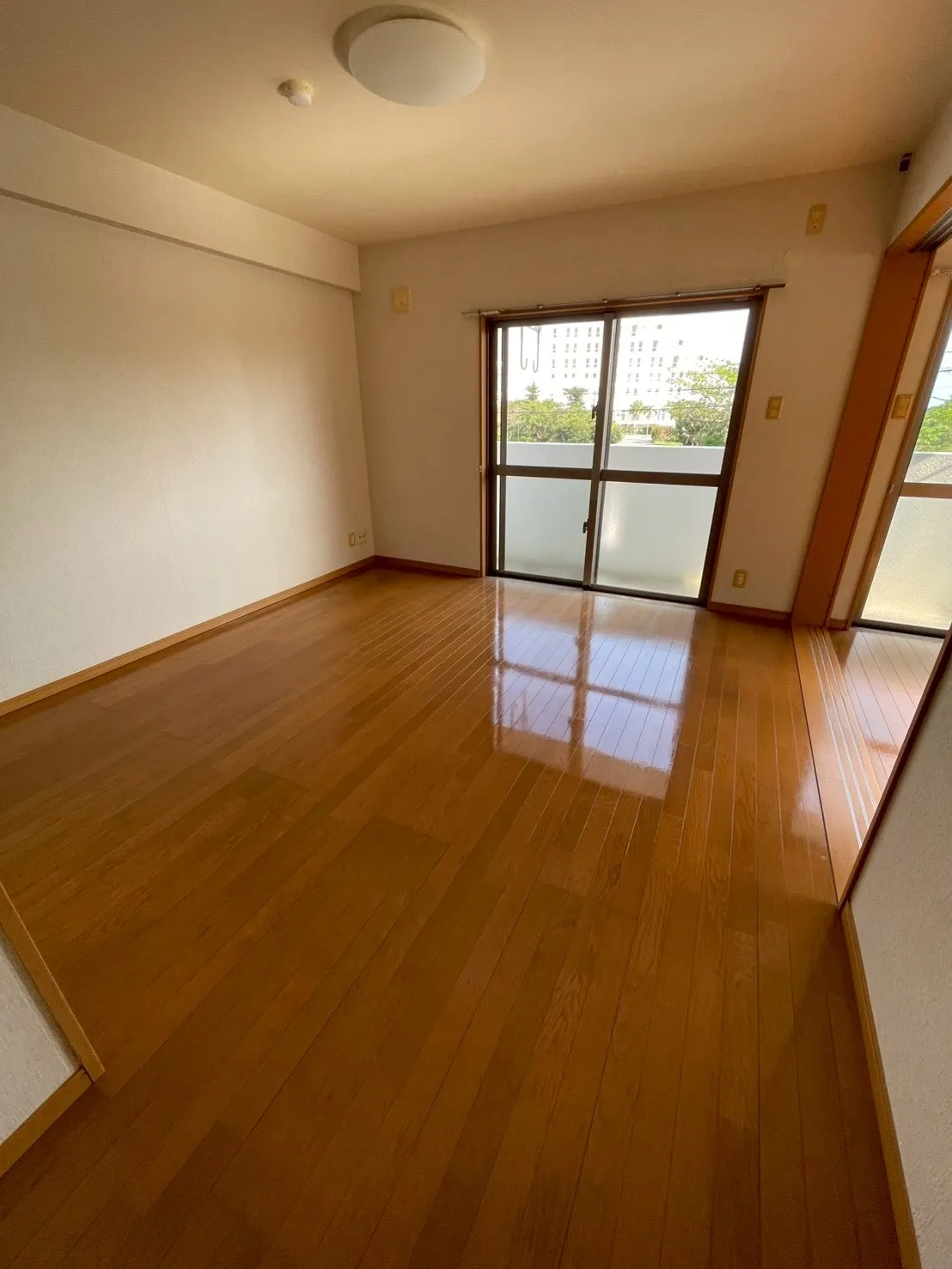 1dk水回り一式・エアコン清掃・ワックス施工　¥35,000